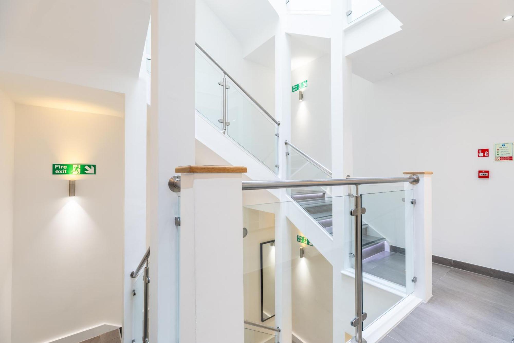 Clarges- Hsk Suites Londýn Exteriér fotografie